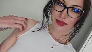 SweetStella hat 2 neue Videos im Private Shop hochgeladen