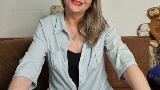 CashLadyVivian hat 1 neues Video im Private Shop hochgeladen